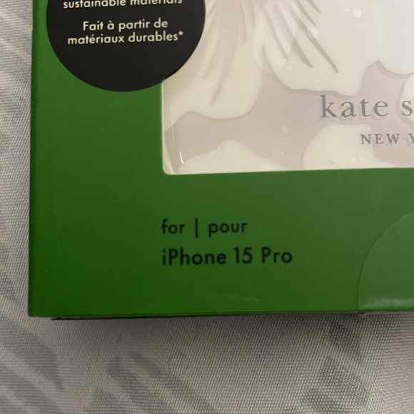 Kate Spade phone case (IPhone 15 Pro) - Picture 5 of 6